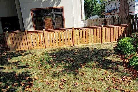 The garden covered with dry leaves at Batavia, IL