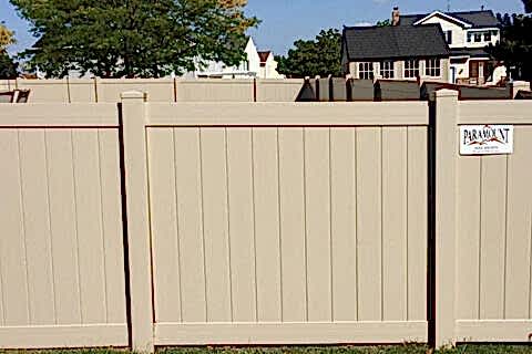 Clay Solid privacy fence, Chicago, IL