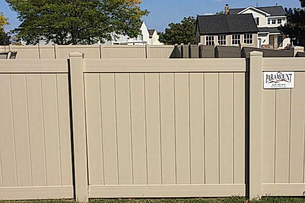 Clay Solid privacy fence, Chicago, IL