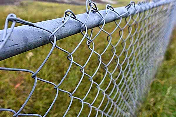 Where Chain Link Fencing Is a Better Choice