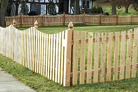 Picket Scalloped Fencing in garden, IL